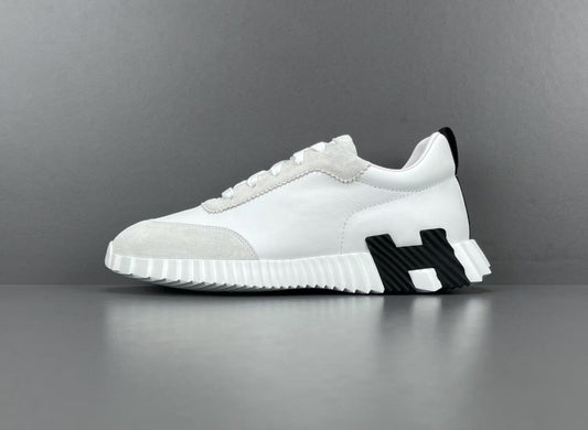 Hermes bouncing sneaker wit